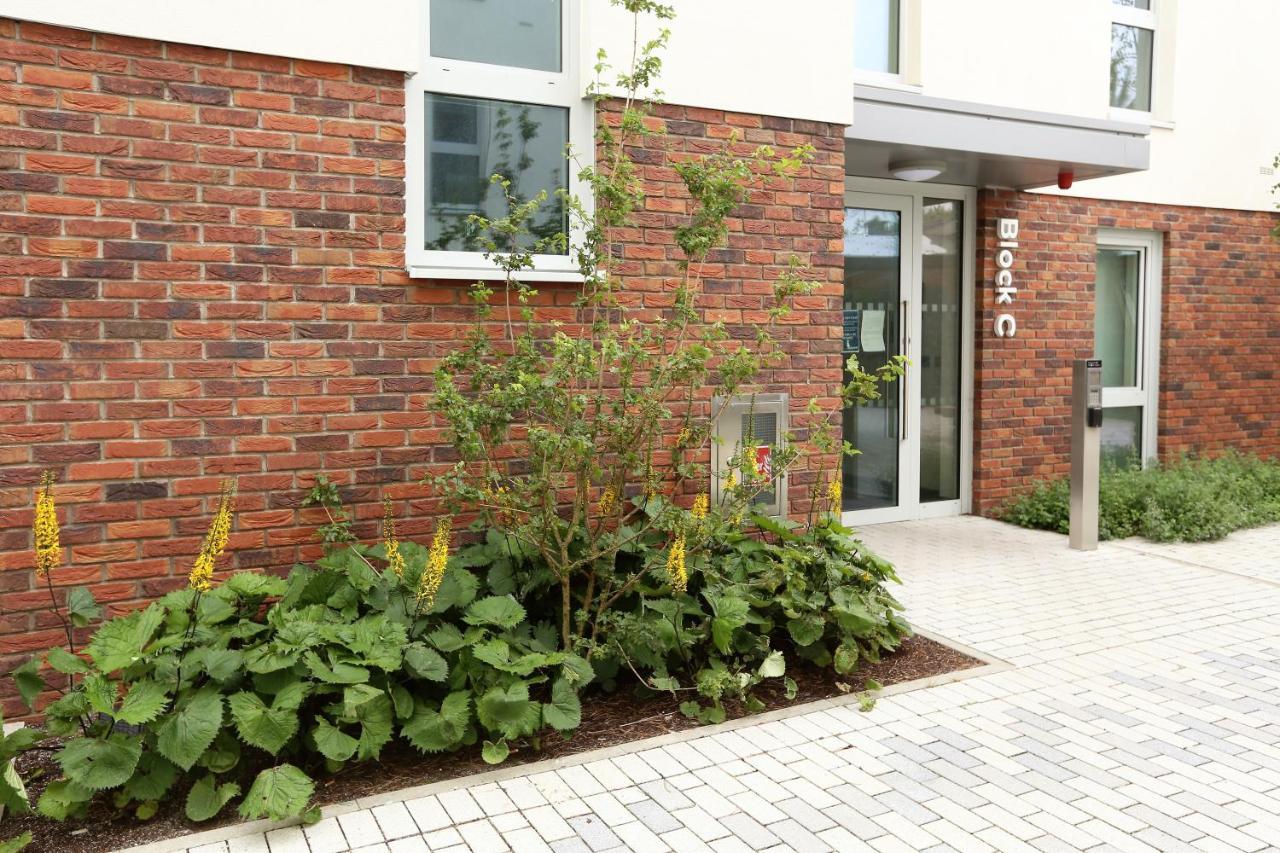 Apartmán Destiny Student - Parkgate (Adults Only) Dublin Exteriér fotografie